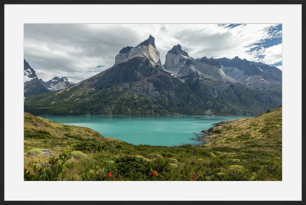 Los Cuernos, Patagonia